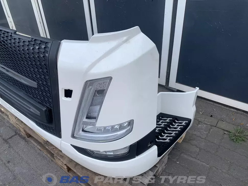 Volvo FM5 - Pare-chocs pour Camion: photos 2 Volvo FM5 - Pare-chocs pour Camion: photos 2