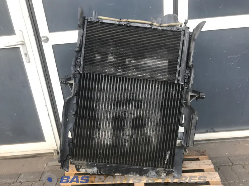 Volvo FMX Euro 6 - Radiateur pour Camion: photos 2 Volvo FMX Euro 6 - Radiateur pour Camion: photos 2