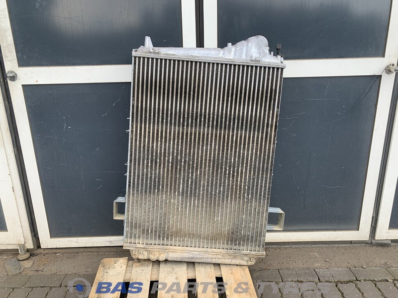 Volvo FMX Euro 6 - Radiateur pour Camion: photos 1 Volvo FMX Euro 6 - Radiateur pour Camion: photos 1
