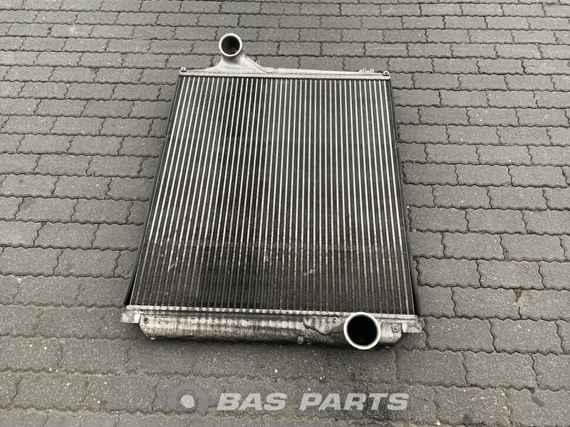 Volvo - Intercooler pour Camion: photos 1 Volvo - Intercooler pour Camion: photos 1