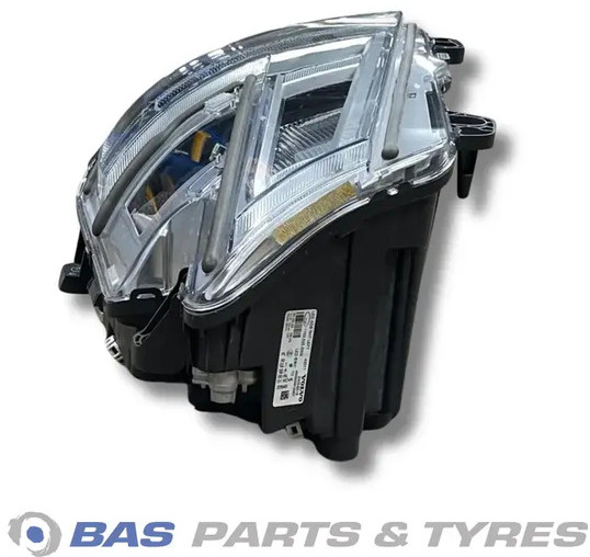 Volvo - Feu avant pour Camion: photos 3 Volvo - Feu avant pour Camion: photos 3