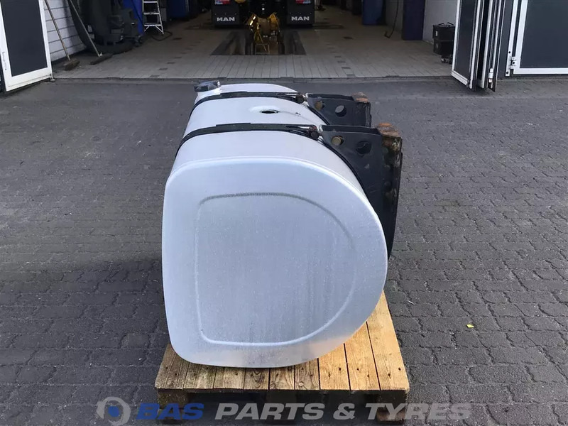 Volvo - Réservoir de carburant pour Camion: photos 2 Volvo - Réservoir de carburant pour Camion: photos 2