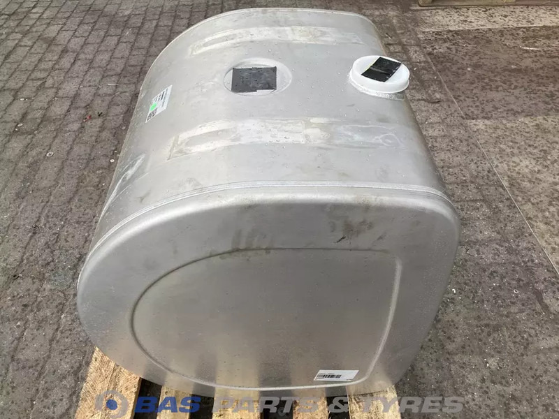 Volvo - Réservoir de carburant pour Camion: photos 2 Volvo - Réservoir de carburant pour Camion: photos 2