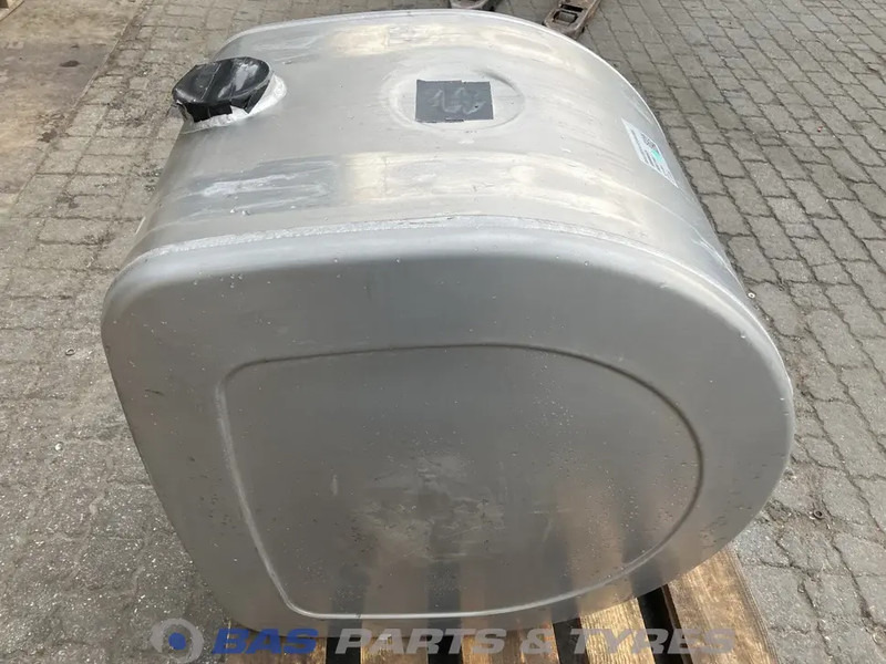 Volvo - Réservoir de carburant pour Camion: photos 2 Volvo - Réservoir de carburant pour Camion: photos 2