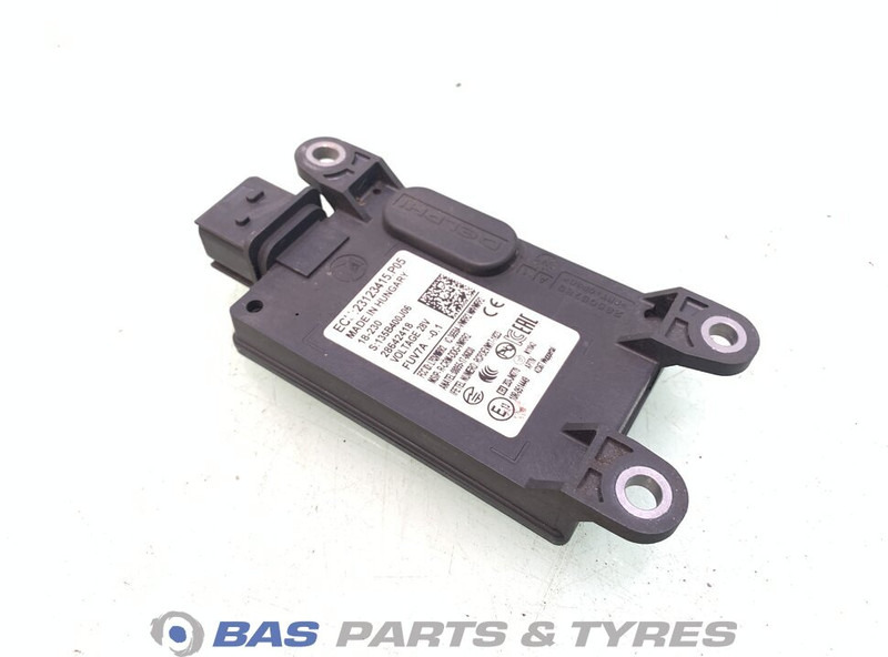 Volvo - Lumière/ Éclairage pour Camion: photos 1 Volvo - Lumière/ Éclairage pour Camion: photos 1