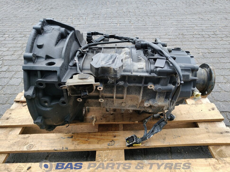 ZF LF Euro 6 - Boîte de vitesse pour Camion: photos 1 ZF LF Euro 6 - Boîte de vitesse pour Camion: photos 1