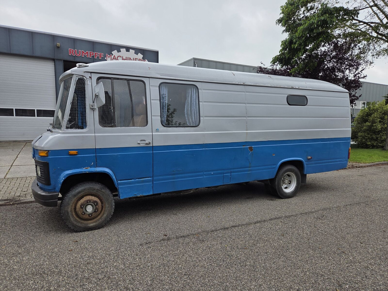 Mercedes-Benz L 608 D kampeerauto - Camping-car intégral: photos 2 Mercedes-Benz L 608 D kampeerauto - Camping-car intégral: photos 2