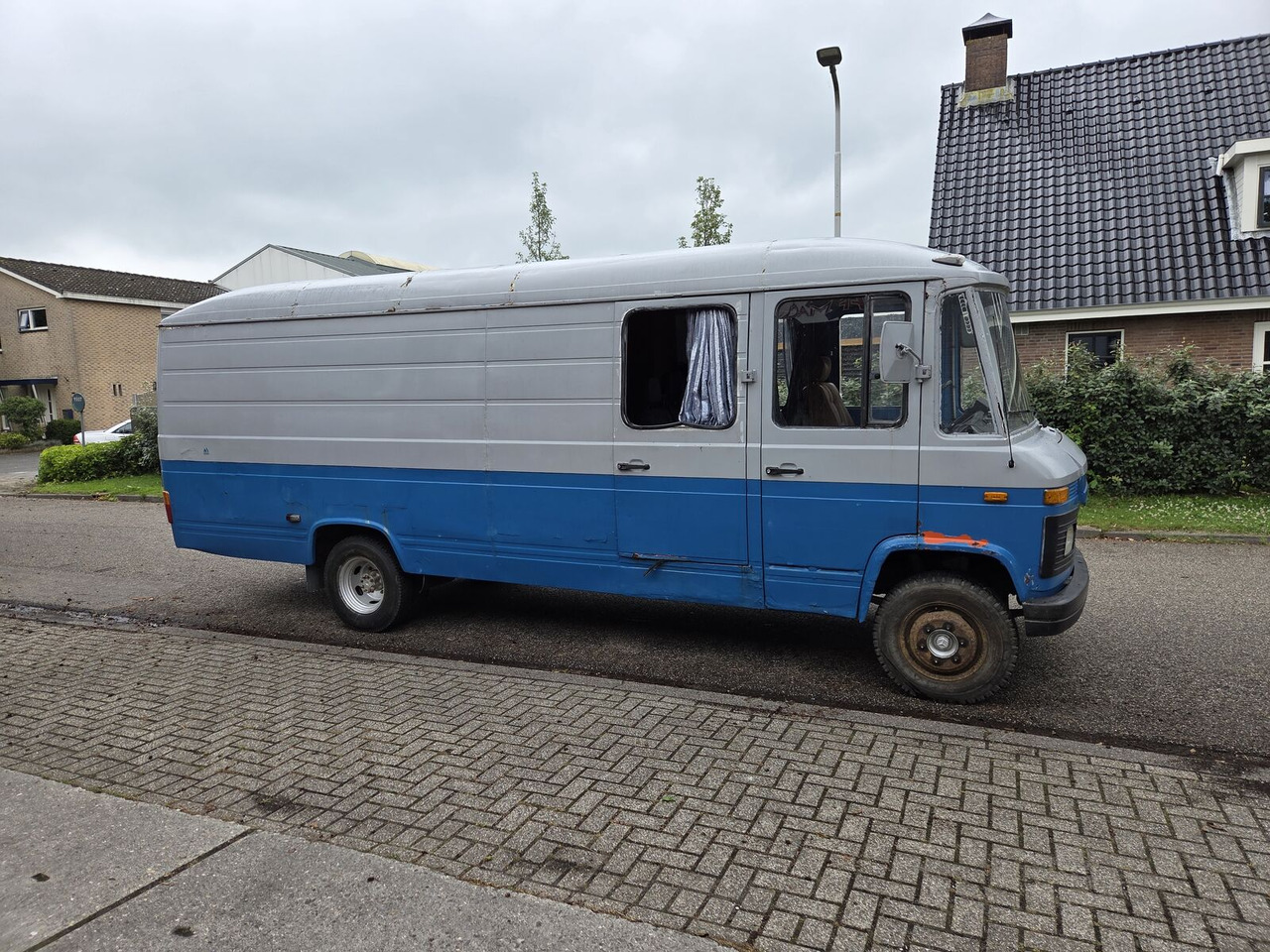 Mercedes-Benz L 608 D kampeerauto - Camping-car intégral: photos 5 Mercedes-Benz L 608 D kampeerauto - Camping-car intégral: photos 5