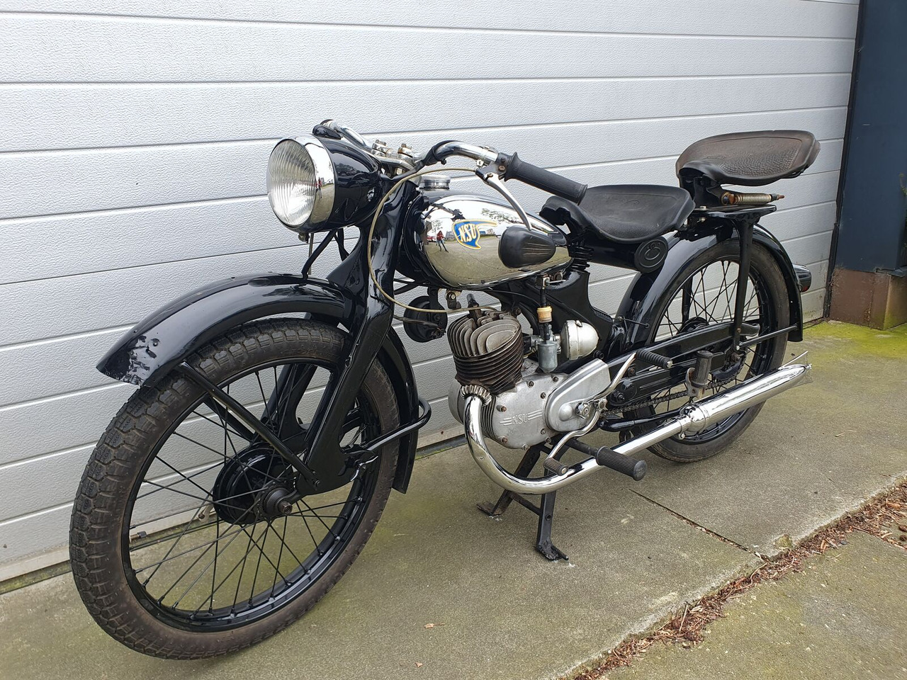 NSU FOX A1 motorfiets - Motocyclette: photos 4 NSU FOX A1 motorfiets - Motocyclette: photos 4