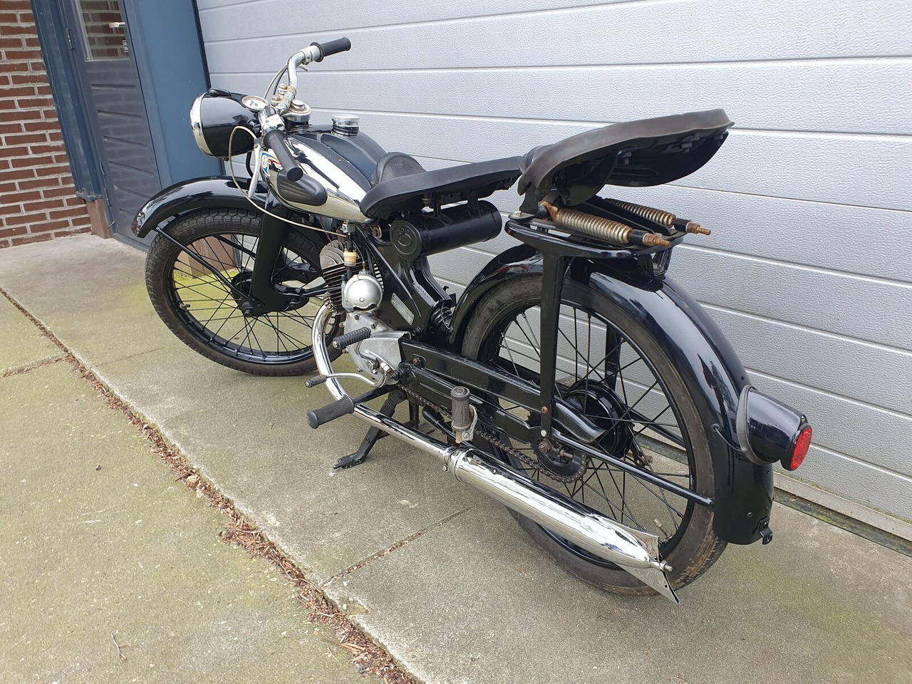 NSU FOX A1 motorfiets - Motocyclette: photos 5 NSU FOX A1 motorfiets - Motocyclette: photos 5