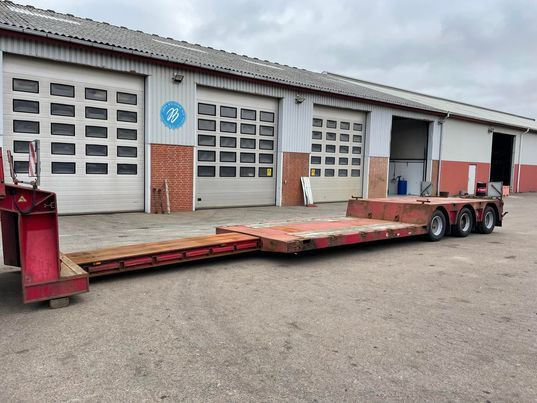 Semi-remorque surbaissé Doll T3L - Sengetrailer: photos 8 Semi-remorque surbaissé Doll T3L - Sengetrailer: photos 8