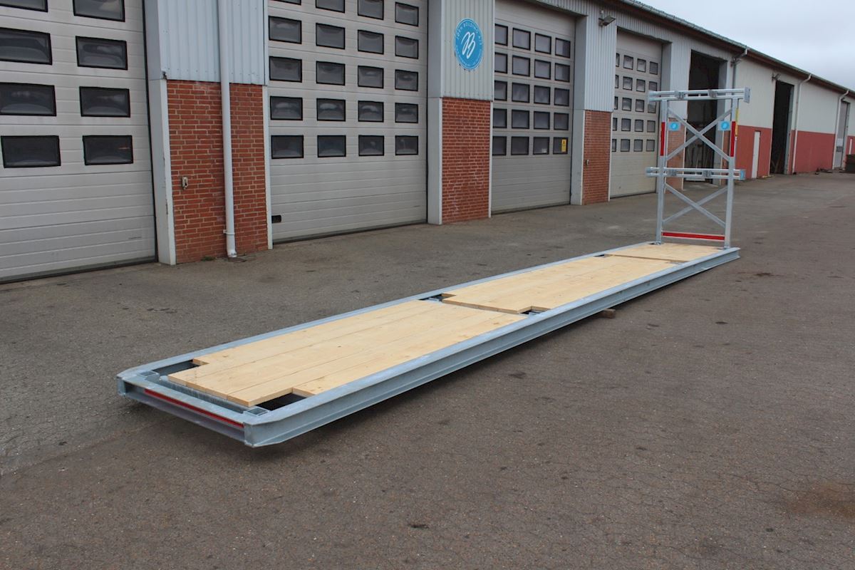 Innenlader pallet - Carrosserie plateau: photos 1 Innenlader pallet - Carrosserie plateau: photos 1