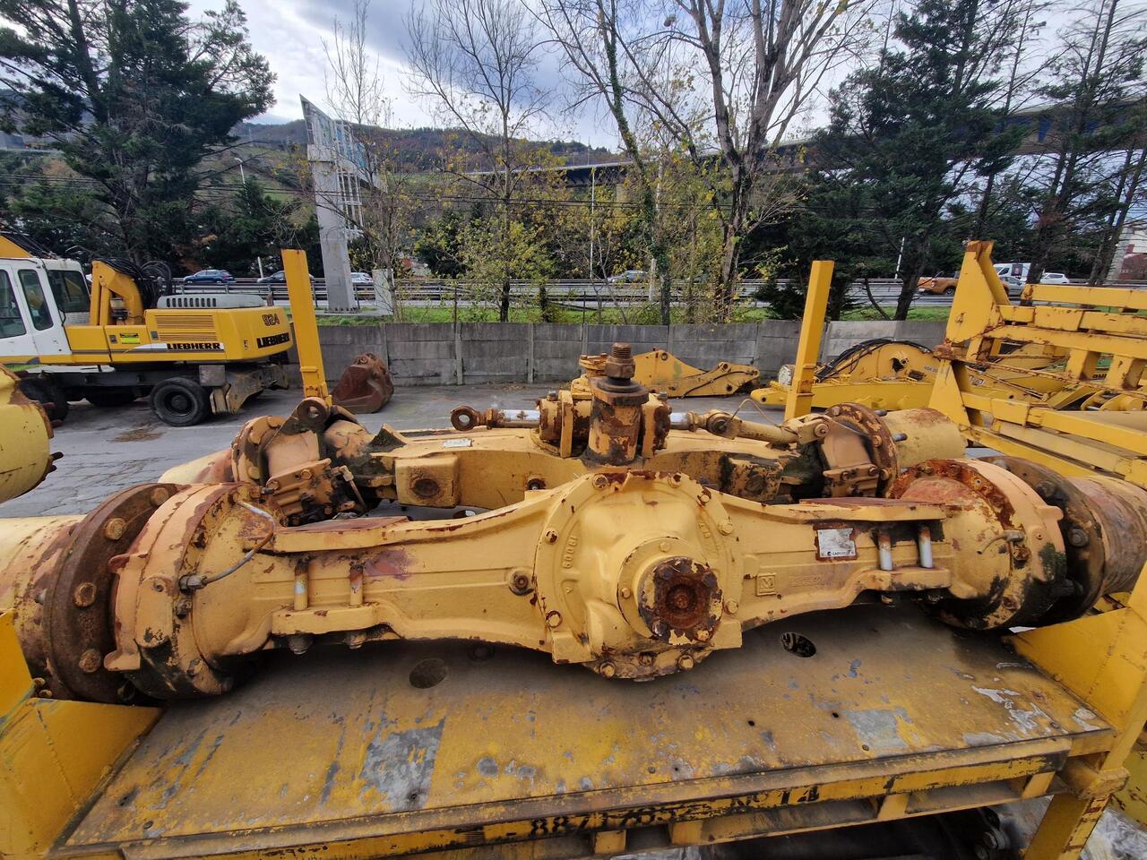 EJES CARRARO 852 FR PAR CASE 1288 - Essieu et pièces pour Engins de chantier: photos 4 EJES CARRARO 852 FR PAR CASE 1288 - Essieu et pièces pour Engins de chantier: photos 4