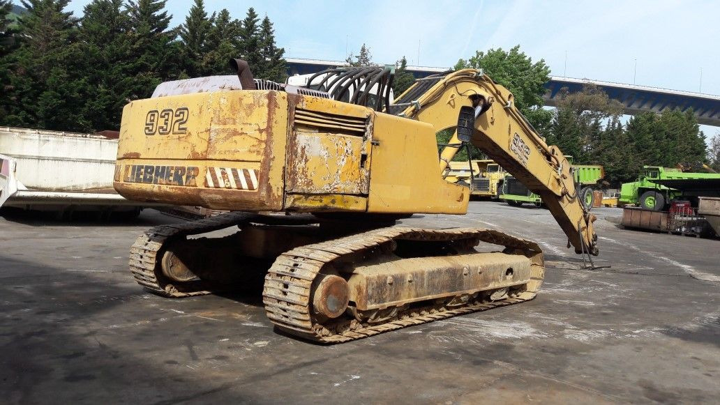 Liebherr R932li ns 572-4318 - Pelle sur chenille: photos 3 Liebherr R932li ns 572-4318 - Pelle sur chenille: photos 3