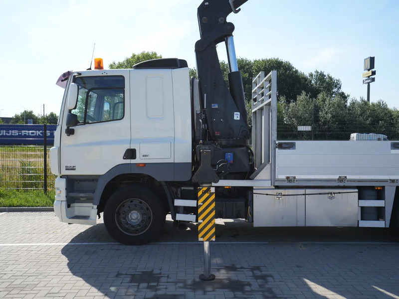 DAF CF 85 FAN Kraanwagen met bak, 47 t. HMF kraan - Camion grue: photos 4 DAF CF 85 FAN Kraanwagen met bak, 47 t. HMF kraan - Camion grue: photos 4