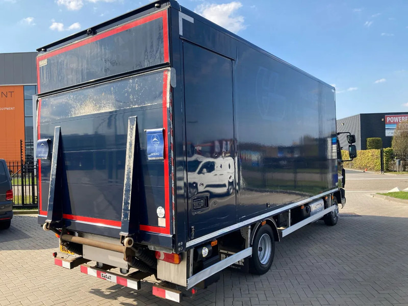DAF LF 210 Day Cab, Plywood Box, Zijdeur, Laadklep - Camion fourgon: photos 4 DAF LF 210 Day Cab, Plywood Box, Zijdeur, Laadklep - Camion fourgon: photos 4