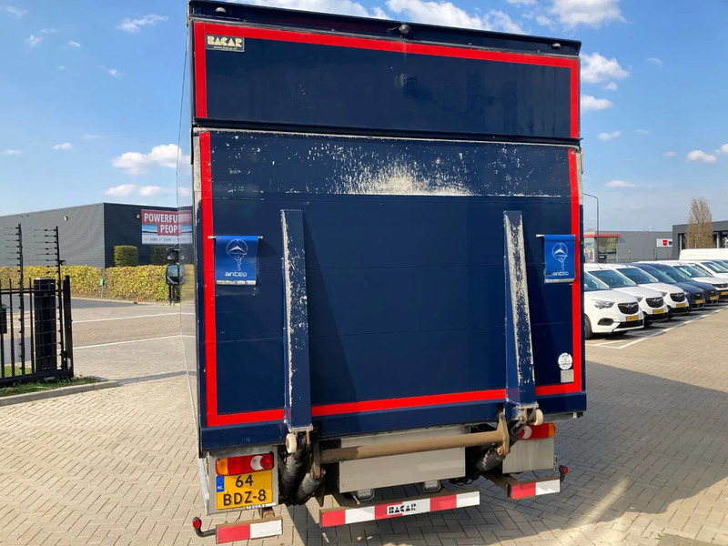 DAF LF 210 Day Cab, Plywood Box, Zijdeur, Laadklep - Camion fourgon: photos 5 DAF LF 210 Day Cab, Plywood Box, Zijdeur, Laadklep - Camion fourgon: photos 5