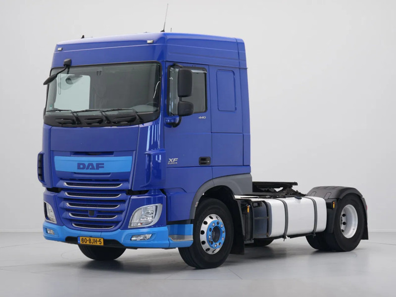 DAF XF 440 FT Space Cab, PTO - Tracteur routier: photos 1 DAF XF 440 FT Space Cab, PTO - Tracteur routier: photos 1