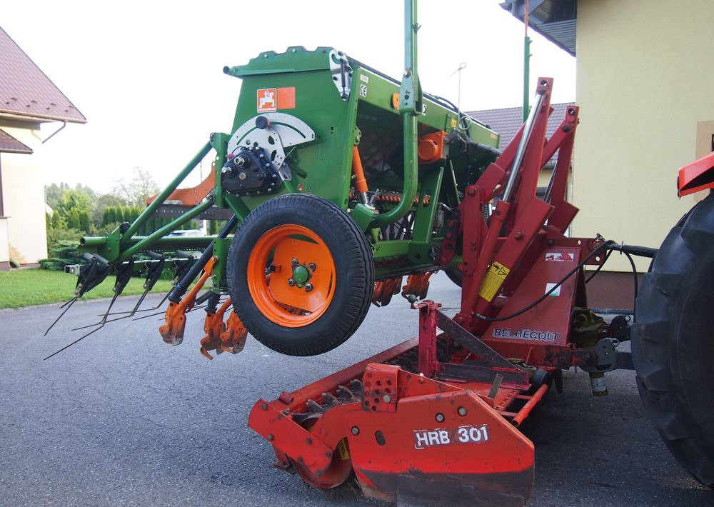 Agregat uprawowo-siewny Amazone HRB 301 I D9-30 2005 Agregat uprawowo siewny KUHN AMAZONE szerokość robocza 3m - Combiné de semis: photos 4 Agregat uprawowo-siewny Amazone HRB 301 I D9-30 2005 Agregat uprawowo siewny KUHN AMAZONE szerokość robocza 3m - Combiné de semis: photos 4