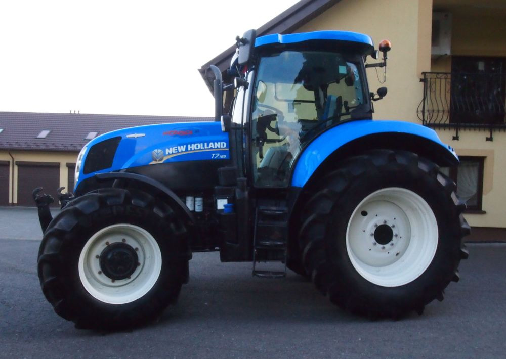 Ciągnik New Holland T7.185 2013 New Holland Autocommand i TUZ - Tracteur agricole: photos 2 Ciągnik New Holland T7.185 2013 New Holland Autocommand i TUZ - Tracteur agricole: photos 2