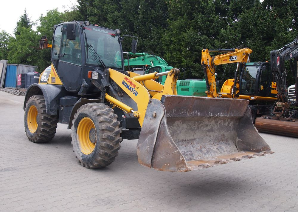 Ładowarka Komatsu WA100-6 2012 Ładowarka Komatsu WA 100-6 - Chargeuse sur pneus: photos 2 Ładowarka Komatsu WA100-6 2012 Ładowarka Komatsu WA 100-6 - Chargeuse sur pneus: photos 2