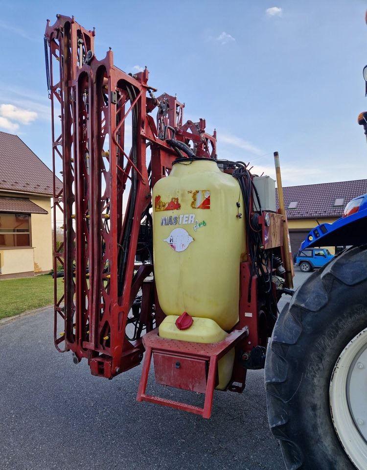 Opryskiwacz Hardi Master plus 1200 2014 Opryskiwacz zawieszany HARDI - Pulvé porté: photos 3 Opryskiwacz Hardi Master plus 1200 2014 Opryskiwacz zawieszany HARDI - Pulvé porté: photos 3
