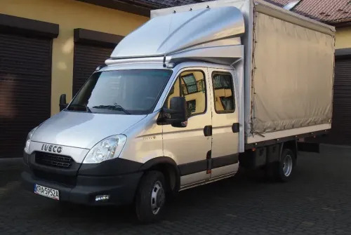 Samochód Iveco Daily 35c21 2012 DMC 3,5T DOKA dubel kabina - Véhicule utilitaire plateau baché, Utilitaire double cabine: photos 2 Samochód Iveco Daily 35c21 2012 DMC 3,5T DOKA dubel kabina - Véhicule utilitaire plateau baché, Utilitaire double cabine: photos 2
