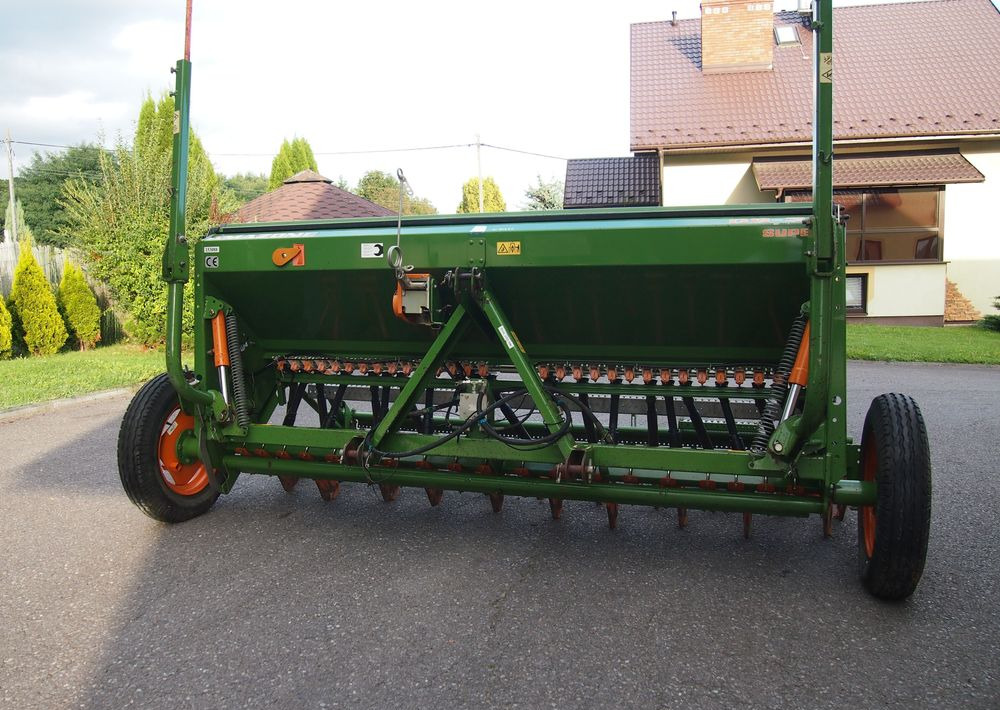Siewnik Amazone D9 -30 2007 Siewnik Amazone - Semoir: photos 3 Siewnik Amazone D9 -30 2007 Siewnik Amazone - Semoir: photos 3