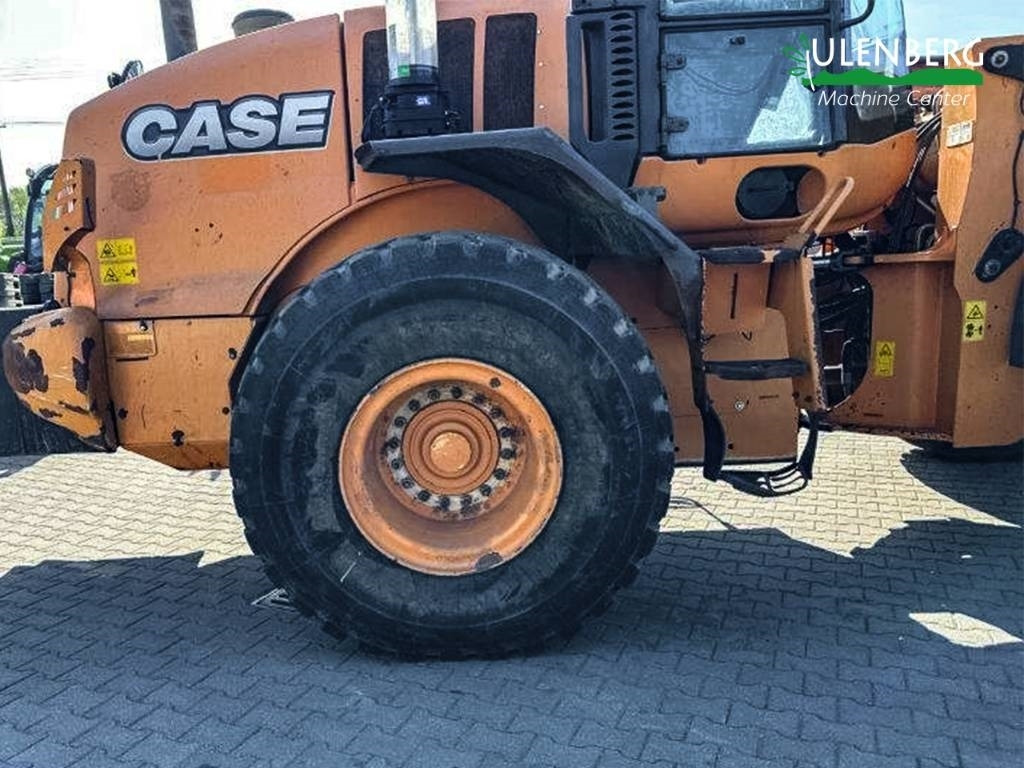 Case 821 F - Chargeuse sur pneus: photos 5 Case 821 F - Chargeuse sur pneus: photos 5