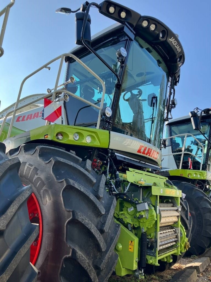 Claas Jaguar 950 - Ensileuse: photos 1 Claas Jaguar 950 - Ensileuse: photos 1