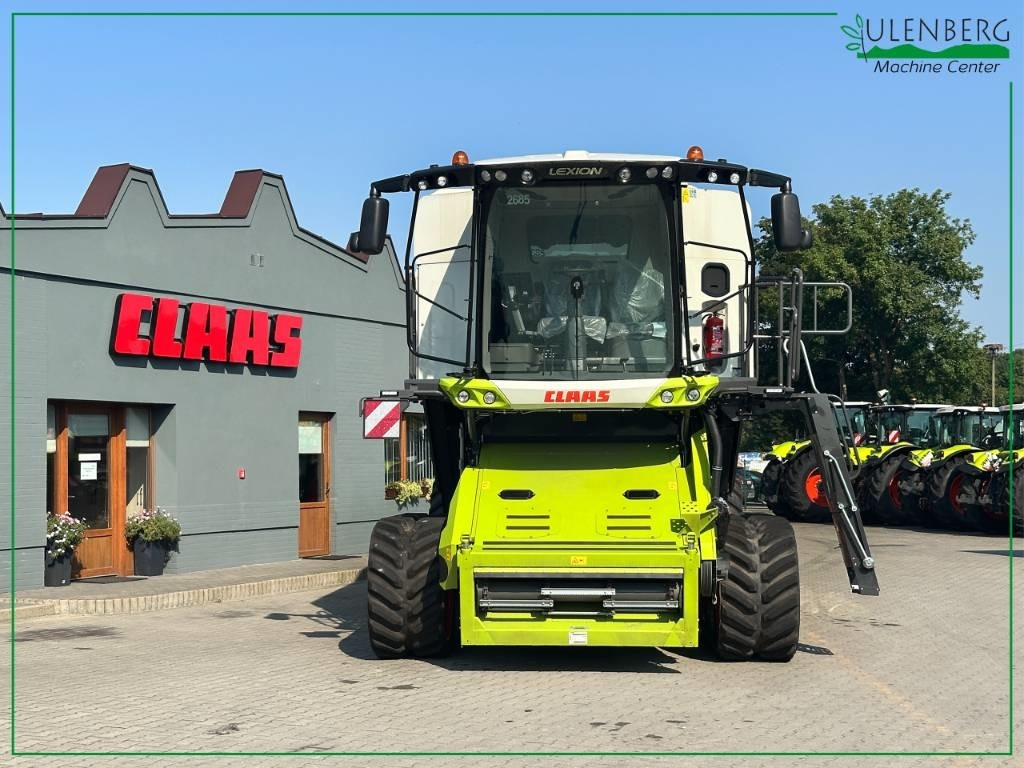 Claas Lexion 8700 Terra Trac - Moissonneuse-batteuse: photos 1 Claas Lexion 8700 Terra Trac - Moissonneuse-batteuse: photos 1
