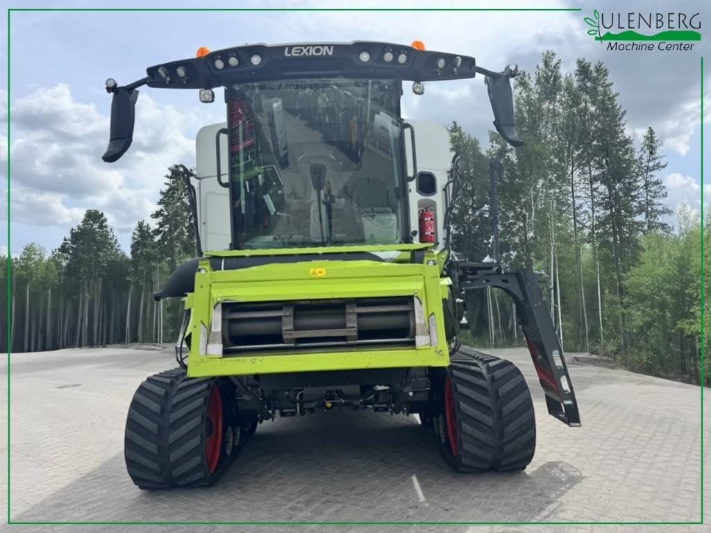 Claas Lexion 8900 TT - Moissonneuse-batteuse: photos 3 Claas Lexion 8900 TT - Moissonneuse-batteuse: photos 3