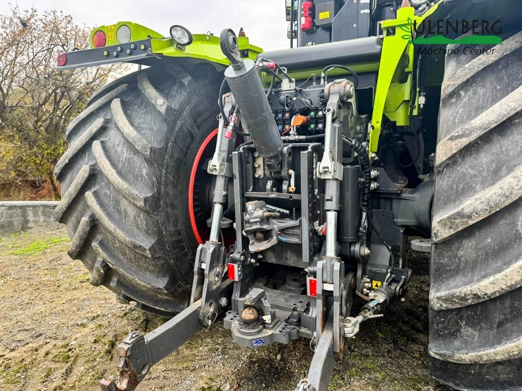 Claas Xerion 5000 Trac VC - Tracteur agricole: photos 5 Claas Xerion 5000 Trac VC - Tracteur agricole: photos 5