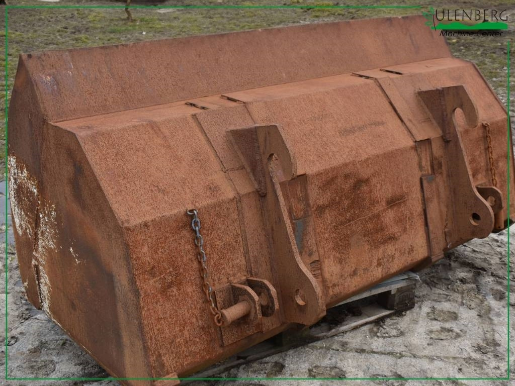 Lyzki do ladowarki Claas Scorpion - Godet pour Engins de chantier: photos 2 Lyzki do ladowarki Claas Scorpion - Godet pour Engins de chantier: photos 2