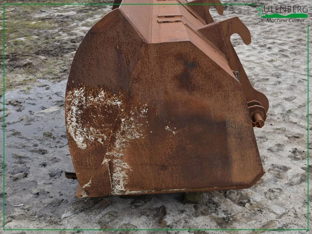 Lyzki do ladowarki Claas Scorpion - Godet pour Engins de chantier: photos 3 Lyzki do ladowarki Claas Scorpion - Godet pour Engins de chantier: photos 3