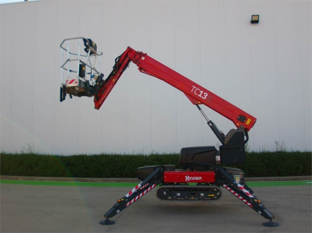 Nacelle télescopique, Nacelle araignée Hinowa TC13S: photos 6 Nacelle télescopique, Nacelle araignée Hinowa TC13S: photos 6