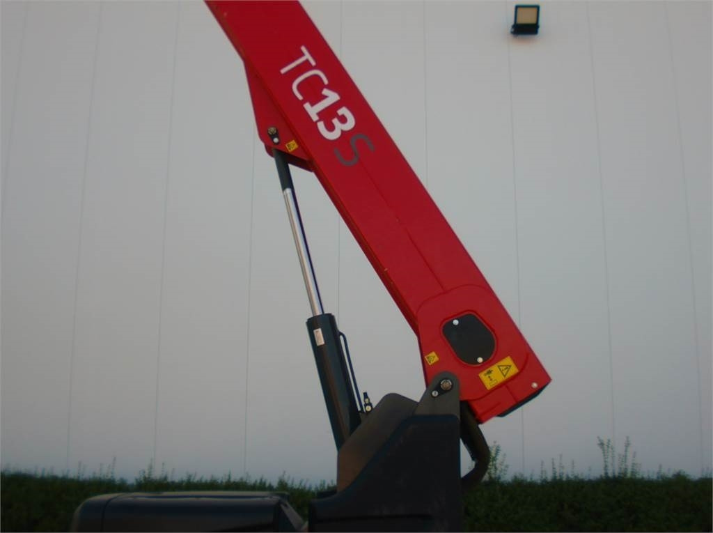 Nacelle télescopique, Nacelle araignée Hinowa TC13S: photos 8 Nacelle télescopique, Nacelle araignée Hinowa TC13S: photos 8