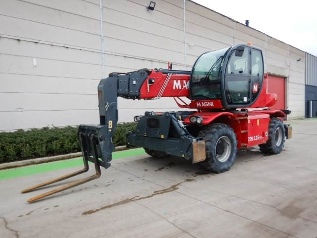 Magni 5.21 SH-D/C  - Chariot télescopique: photos 2 Magni 5.21 SH-D/C  - Chariot télescopique: photos 2