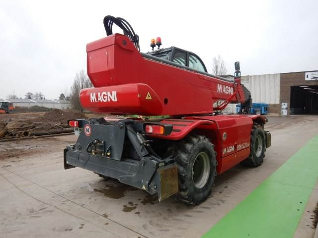 Magni 5.21 SH-D/C  - Chariot télescopique: photos 4 Magni 5.21 SH-D/C  - Chariot télescopique: photos 4