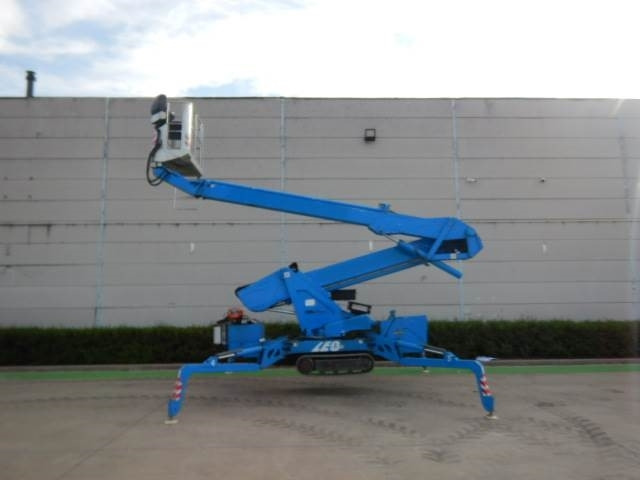 Nacelle articulée, Nacelle araignée Teupen Leo 23GT: photos 6