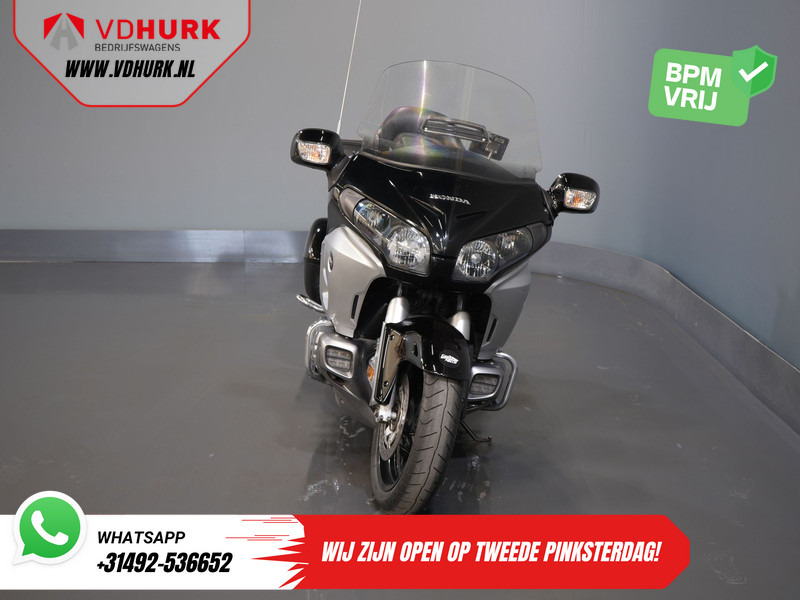 Honda GL 1800 Gold Wing MARGE/ ABS/ Koffers/ Cruise/ Topkoffer/ Radio - Motocyclette: photos 2 Honda GL 1800 Gold Wing MARGE/ ABS/ Koffers/ Cruise/ Topkoffer/ Radio - Motocyclette: photos 2