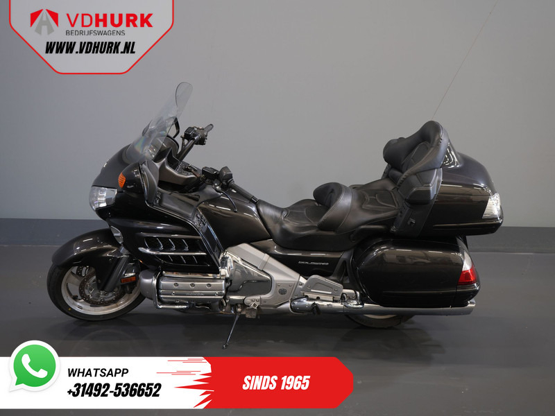 Honda GL 1800 Gold Wing MARGE/ Koffers/ Cruise/ Topkoffer/ Navi/ Radio - Motocyclette: photos 4 Honda GL 1800 Gold Wing MARGE/ Koffers/ Cruise/ Topkoffer/ Navi/ Radio - Motocyclette: photos 4