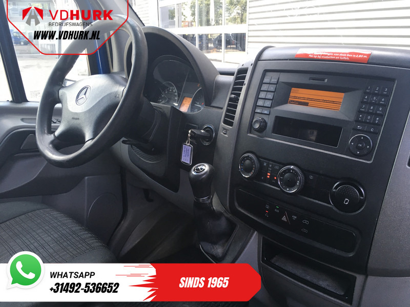 Mercedes-Benz Sprinter 213 2.2 CDI Aut. L2H2 €13.915,- Incl. BTW (BPM VRIJ) EXPORT Combi/ 9 Persoons/ Kombi/ 9P/ LMV/ Airco/ PDC - Minibus, Transport de personnes: photos 3 Mercedes-Benz Sprinter 213 2.2 CDI Aut. L2H2 €13.915,- Incl. BTW (BPM VRIJ) EXPORT Combi/ 9 Persoons/ Kombi/ 9P/ LMV/ Airco/ PDC - Minibus, Transport de personnes: photos 3