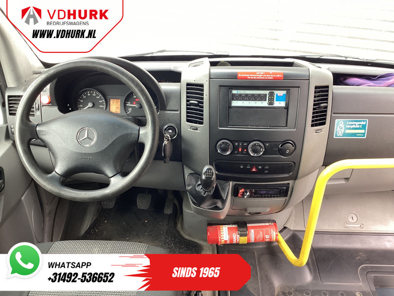 Mercedes-Benz Sprinter 313 2.2 CDI L2H2 €9.922 Incl. BTW BPM VRIJ! EXPORT Combi/ 9 Persoons/ Kombi/ 9P/ Airco/ Rolstoellift - Minibus, Transport de personnes: photos 3 Mercedes-Benz Sprinter 313 2.2 CDI L2H2 €9.922 Incl. BTW BPM VRIJ! EXPORT Combi/ 9 Persoons/ Kombi/ 9P/ Airco/ Rolstoellift - Minibus, Transport de personnes: photos 3