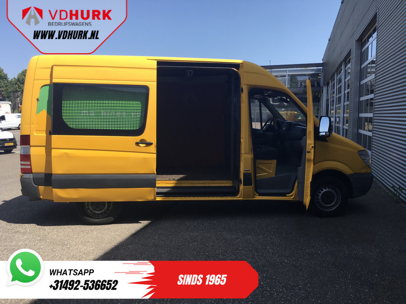 Mercedes-Benz Sprinter 316 2.2 CDI Aut. L2H2 EXPORT ONLY 3.5T Trekgewicht / Airco/ Cruise/ Trekhaak - Fourgon utilitaire: photos 5 Mercedes-Benz Sprinter 316 2.2 CDI Aut. L2H2 EXPORT ONLY 3.5T Trekgewicht / Airco/ Cruise/ Trekhaak - Fourgon utilitaire: photos 5