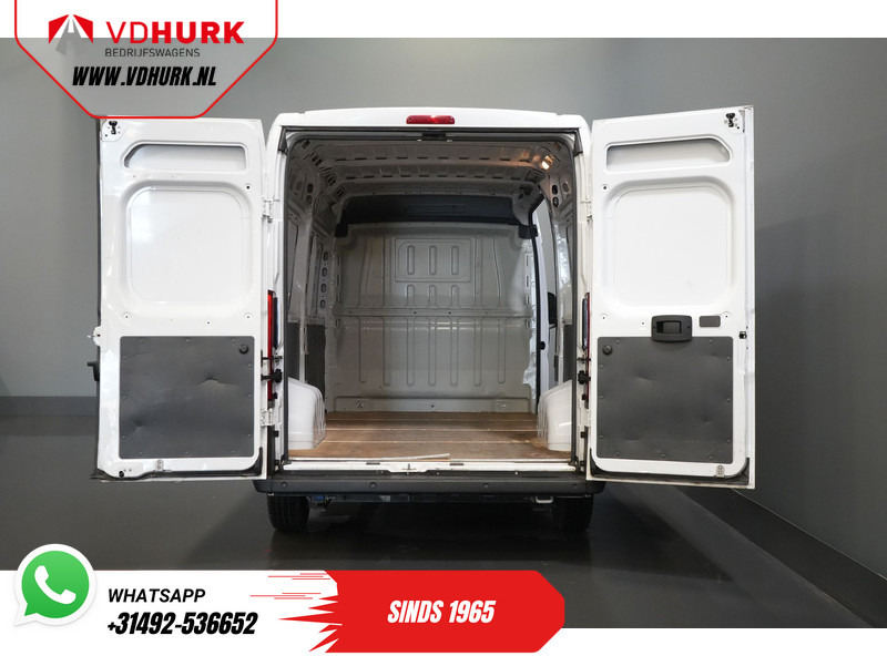Peugeot Boxer 2.2 HDi 120 pk L2H2 BPM VRIJ! 2.5t Trekverm./ Navi/ PDC/ Cruise/ Airco - Fourgonnette: photos 5 Peugeot Boxer 2.2 HDi 120 pk L2H2 BPM VRIJ! 2.5t Trekverm./ Navi/ PDC/ Cruise/ Airco - Fourgonnette: photos 5