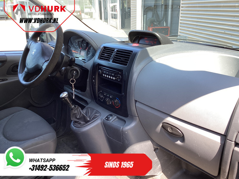 Peugeot Expert 1.6 HDI L2 DC Dubbel Cabine EXPORT ONLY DB Riem V.V./ APK 5-26'/ Airco/ Trekhaak - Fourgonnette, Utilitaire double cabine: photos 3 Peugeot Expert 1.6 HDI L2 DC Dubbel Cabine EXPORT ONLY DB Riem V.V./ APK 5-26'/ Airco/ Trekhaak - Fourgonnette, Utilitaire double cabine: photos 3