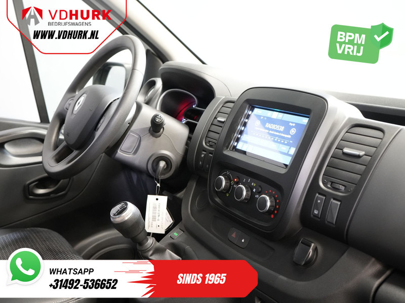 Renault Trafic 2.0 dCi 145 pk BPM VRIJ Inrichting/ Standkachel/ Stoelverw/ CarPlay/ Camera/ PDC/ Cruise/ Airco - Fourgon utilitaire: photos 3 Renault Trafic 2.0 dCi 145 pk BPM VRIJ Inrichting/ Standkachel/ Stoelverw/ CarPlay/ Camera/ PDC/ Cruise/ Airco - Fourgon utilitaire: photos 3