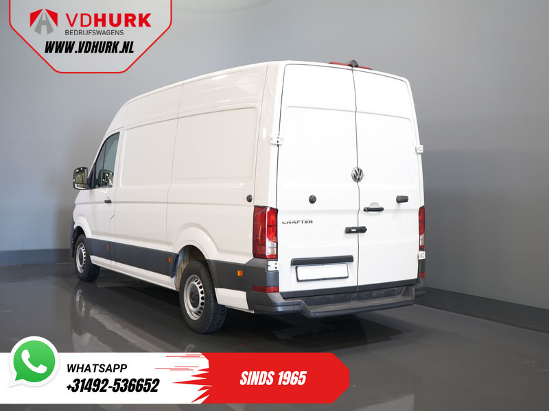 Volkswagen Crafter 35 2.0 TDI 140 pk L3H3 BPM VRIJ! 270Gr. Deuren/ Carplay/ Climate/ Camera/ Cruise - Fourgon utilitaire: photos 2 Volkswagen Crafter 35 2.0 TDI 140 pk L3H3 BPM VRIJ! 270Gr. Deuren/ Carplay/ Climate/ Camera/ Cruise - Fourgon utilitaire: photos 2