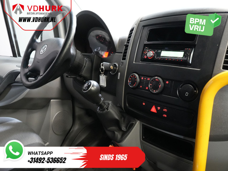Volkswagen Crafter 35 2.0 TDI L3H2 EXPORT ONLY! €9.559 incl BTW/BPM Rolstoellift/ 9 Pers/ 9P/ Sidebars/ Rearbar/ Airco - Minibus, Transport de personnes: photos 3 Volkswagen Crafter 35 2.0 TDI L3H2 EXPORT ONLY! €9.559 incl BTW/BPM Rolstoellift/ 9 Pers/ 9P/ Sidebars/ Rearbar/ Airco - Minibus, Transport de personnes: photos 3
